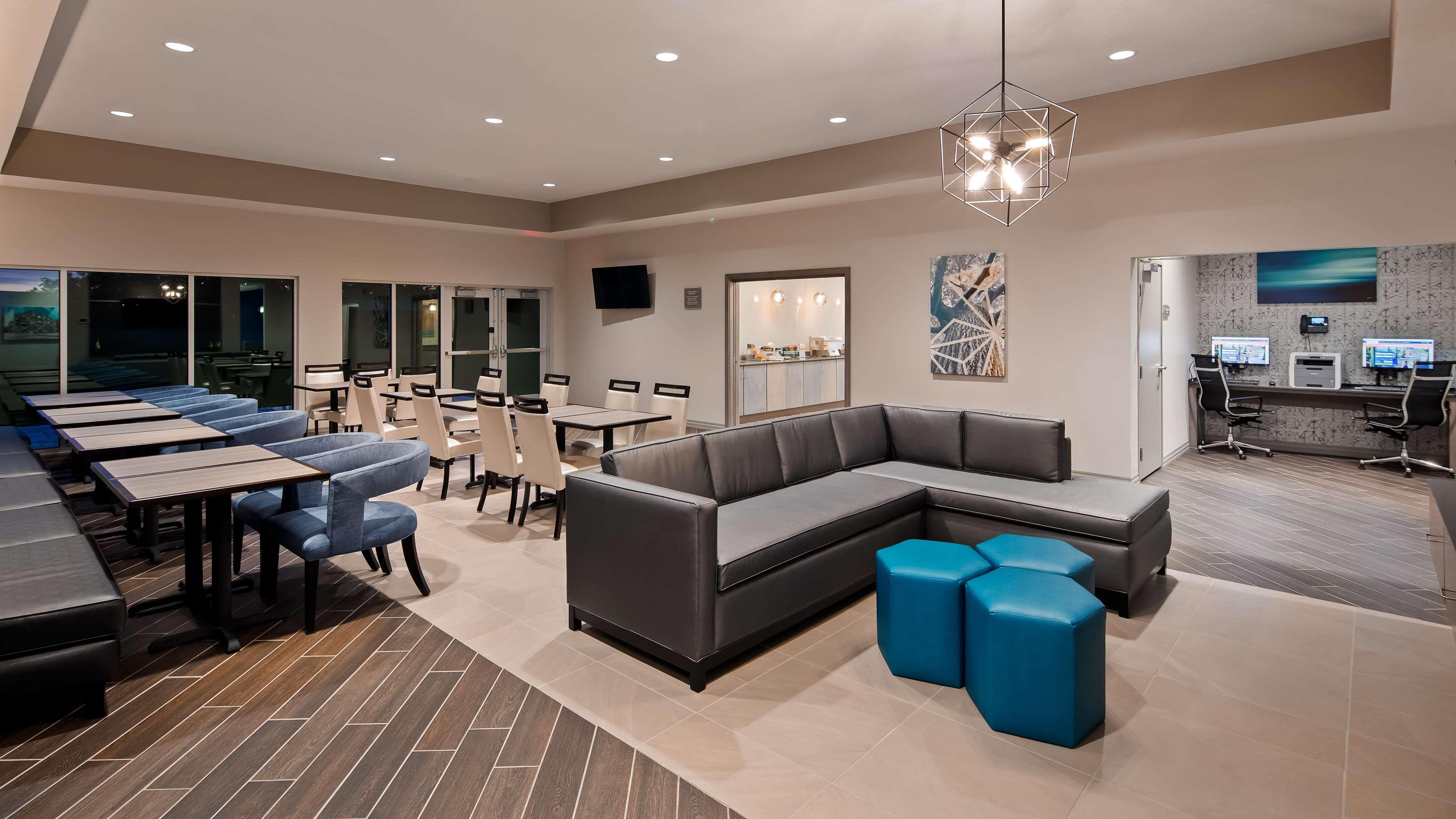 Best Western Plus North Platte Inn & Suites Ngoại thất bức ảnh