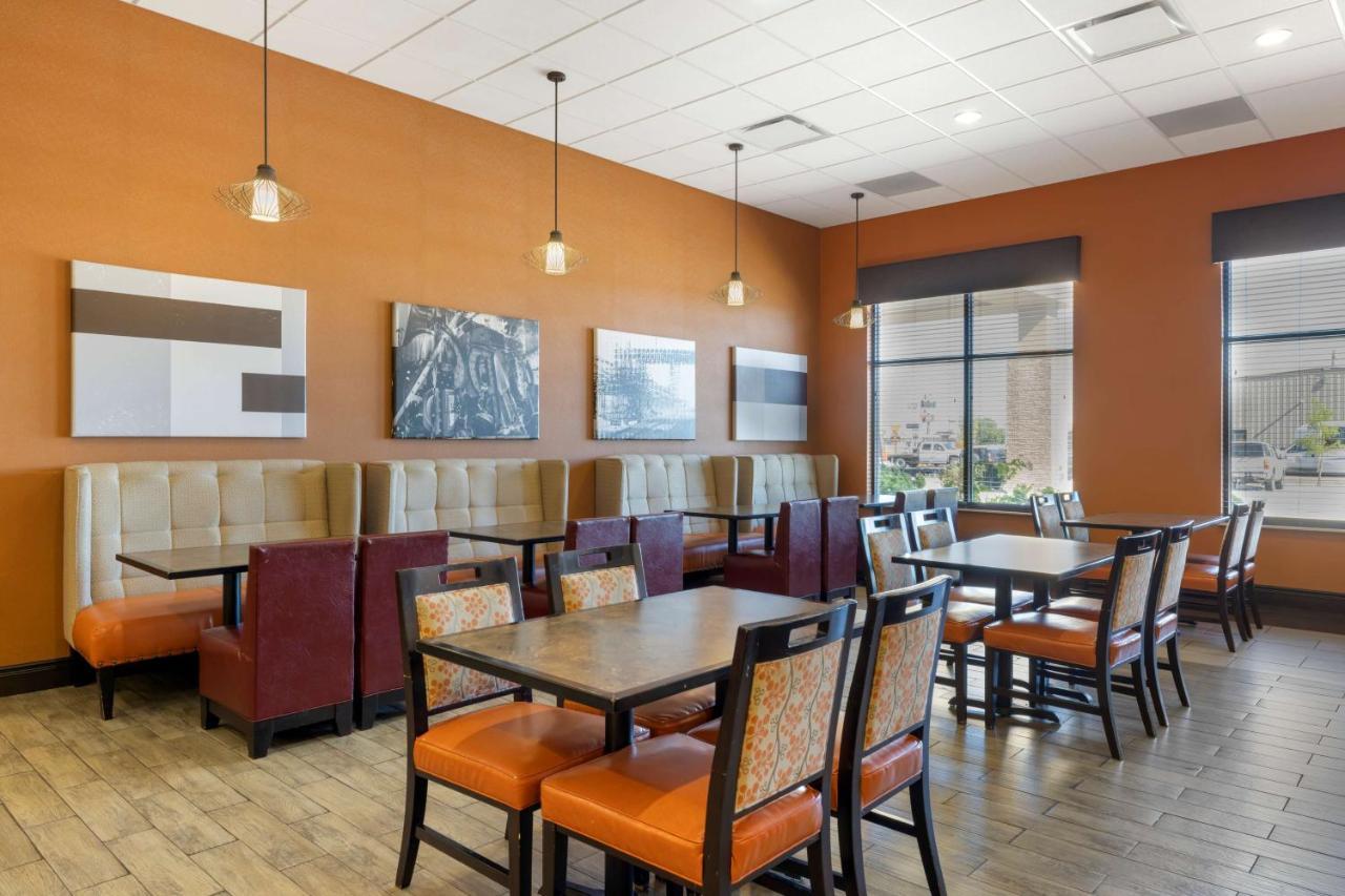 Best Western Plus North Platte Inn & Suites Ngoại thất bức ảnh