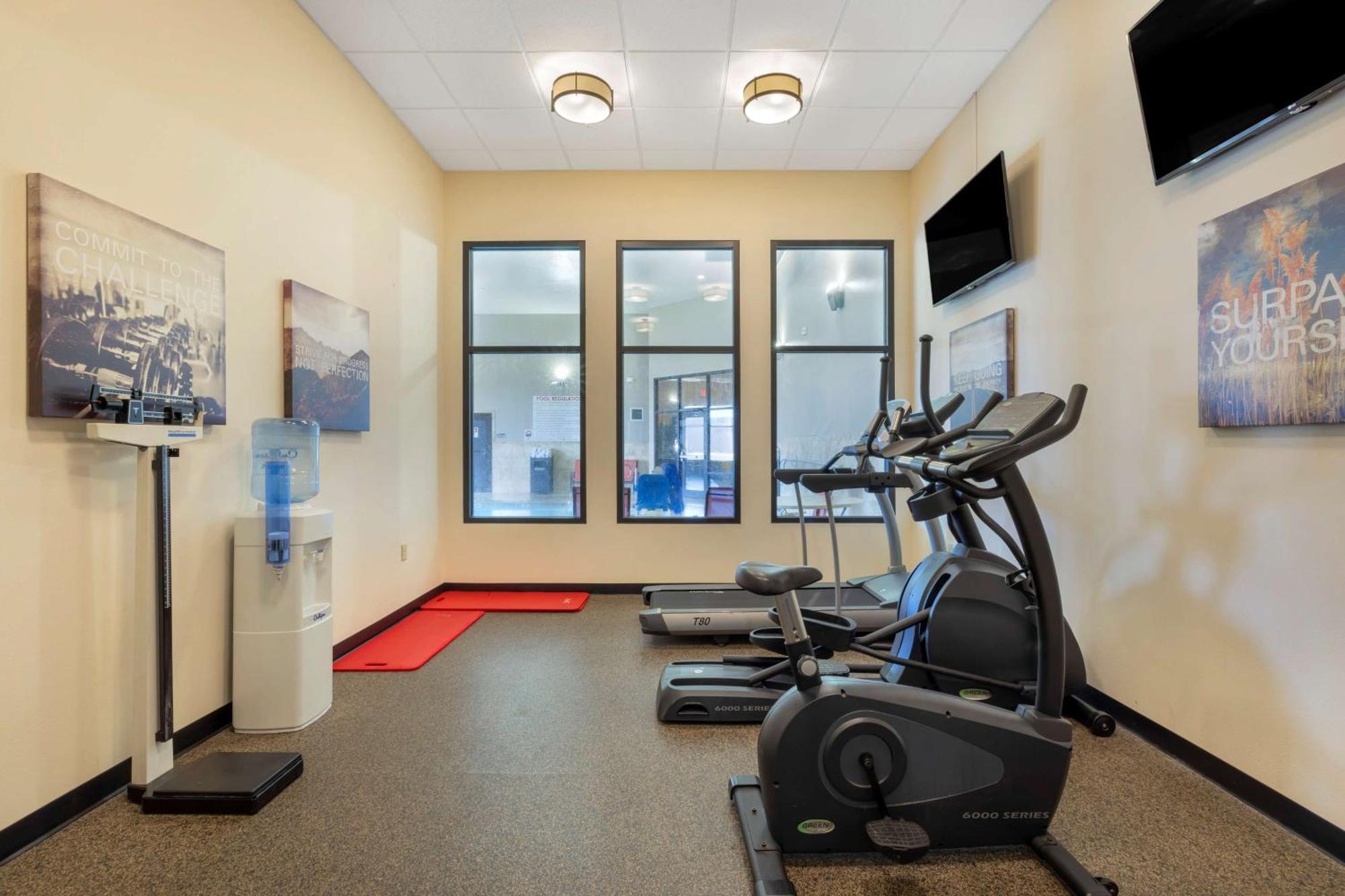 Best Western Plus North Platte Inn & Suites Ngoại thất bức ảnh